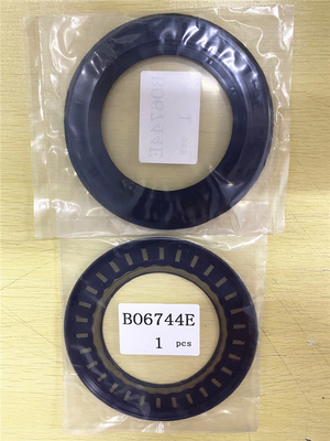 L'essuie-glace en caoutchouc de la poussière de B06744E scelle le rivage 90 un EN549 adapté aux besoins du client